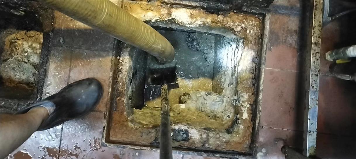 化隆污水池清理一般都有毒气，怎么预防中毒呢？
